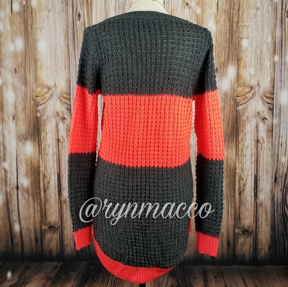 Rue21 | Gray & Hotpink LS Tunic Striped Sweater - Picture 2 of 7